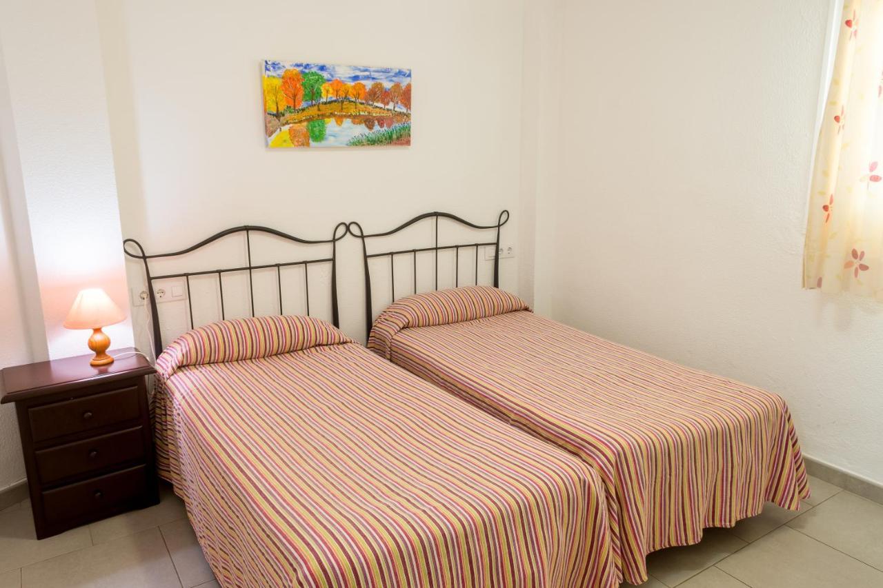 Aparthotel Hamilton Court Santo Tomás Zewnętrze zdjęcie